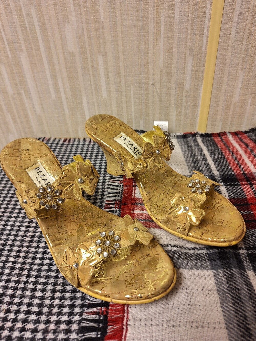 Women's Rhinestone Sandals - 8